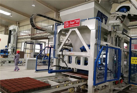 路面磚生產設備