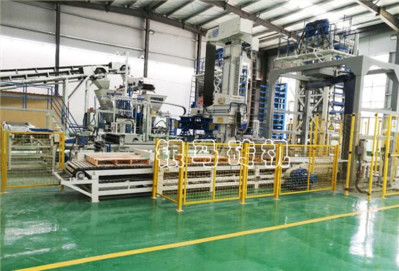 便道磚生產(chǎn)設(shè)備：透水磚機(jī)電機(jī)設(shè)備應(yīng)該怎么進(jìn)行維護(hù)？