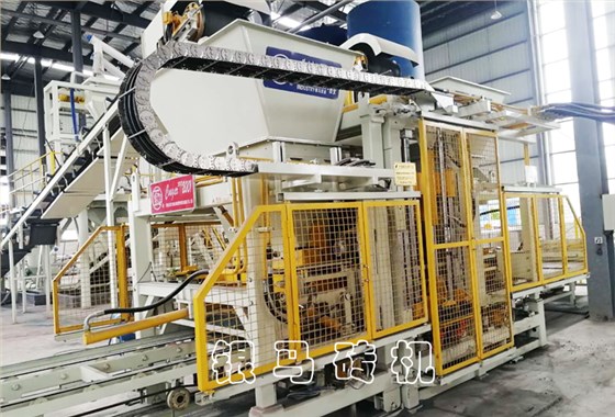 建筑用磚生產線：免燒磚機械生產中的兩種不安全狀態，你占那條？