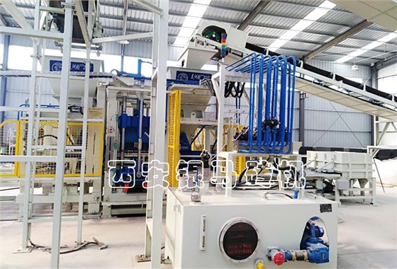 路沿石磚機生產線：砌塊磚機推動資源循環利用基地建設