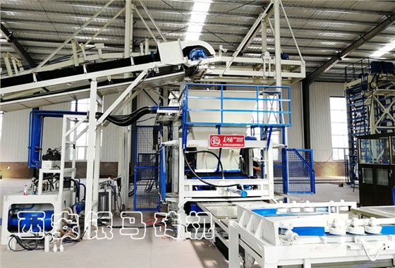 全自動(dòng)免燒磚機(jī)：人民的城市，生態(tài)發(fā)展的幸福感才是要點(diǎn)！