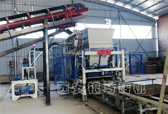 透水磚機設備：新建磚廠應了解哪些問題？