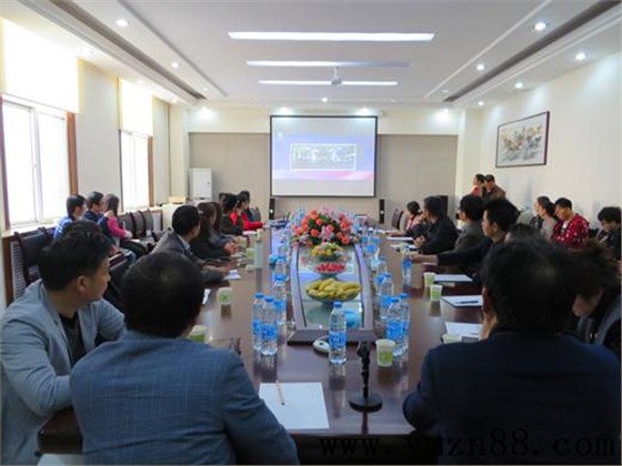 銀馬透水磚機廠家扒皮會現場