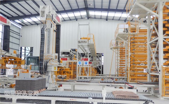 透水磚機生產線1