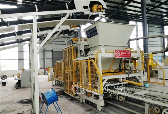 全自動(dòng)環(huán)保制磚設(shè)備：那些被鋼渣扼制發(fā)展的鋼鐵制造業(yè)如何翻身？