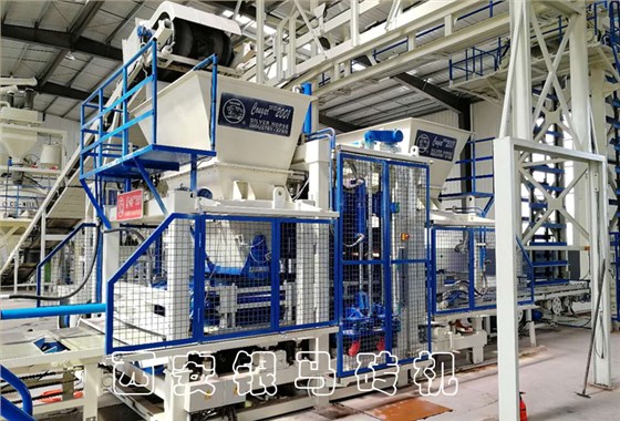 路沿石生產設備：透水磚機固廢資源化需要技術與工藝的同步邁進！