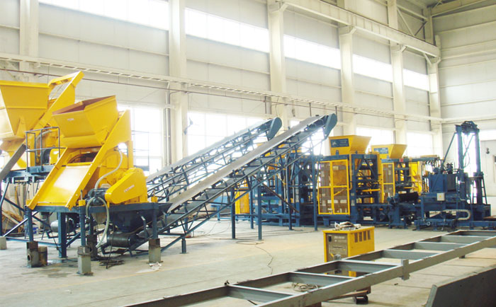 小型免燒磚機設備主導市場的年代 小型免燒磚機設備主導市場的年代