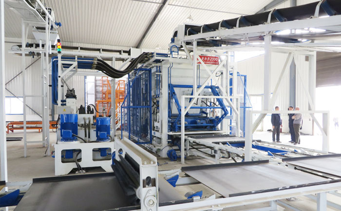 高端全自動免燒磚機制造商的綜合服務體系 高端全自動免燒磚機制造商的綜合服務體系