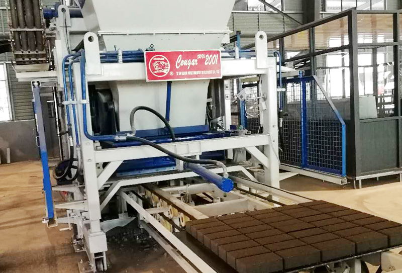 全自動透水磚磚機改進技術以后向更好的方向發展 全自動透水磚磚機改進技術以后向更好的方向發展