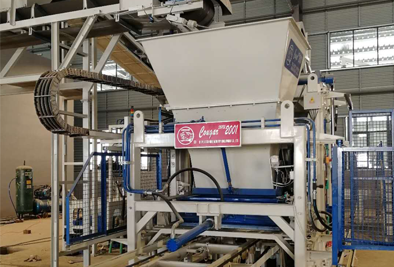 廣場磚制磚機給城市帶去綠色和發展 廣場磚制磚機給城市帶去綠色和發展