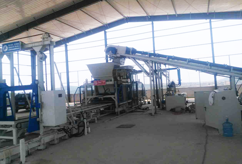 水泥免燒磚生產線要走怎么樣的發展之路