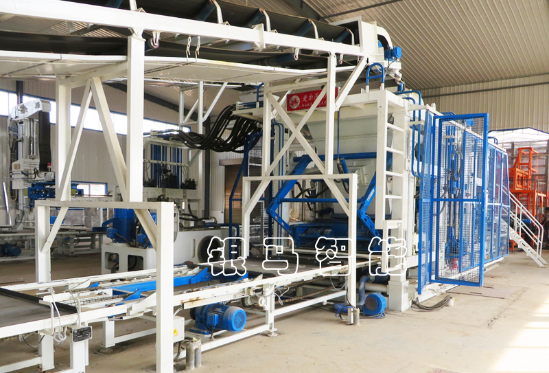 彩色路沿石生產(chǎn)設備：砌塊磚機配件存儲分類及軸承安裝事項