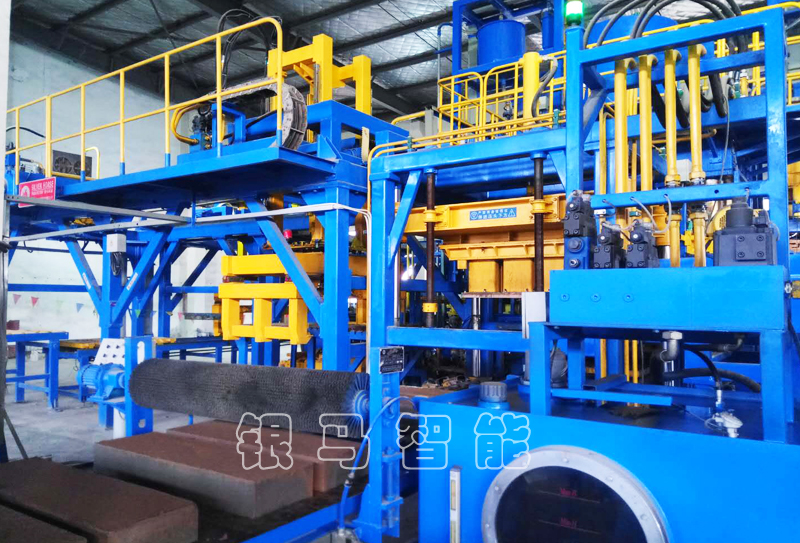 PC磚機(jī)械設(shè)備:西安銀馬砌塊磚機(jī)2019年的技術(shù)突破! PC磚機(jī)械設(shè)備:西安銀馬砌塊磚機(jī)2019年的技術(shù)突破!