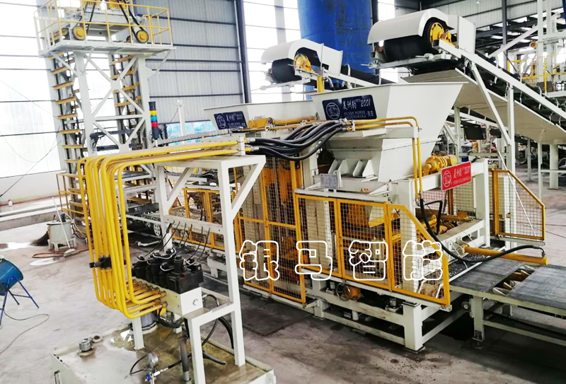 PC磚機(jī)械設(shè)備:透水磚機(jī)技術(shù)及工藝升級(jí),為環(huán)保獻(xiàn)力! PC磚機(jī)械設(shè)備:透水磚機(jī)技術(shù)及工藝升級(jí),為環(huán)保獻(xiàn)力!