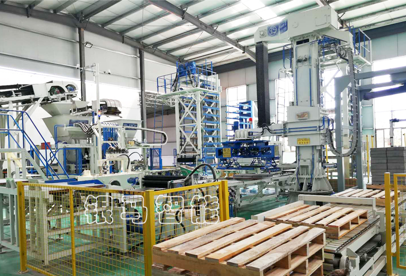 便道磚生產(chǎn)設(shè)備:透水磚機(jī)液壓系統(tǒng)安裝對(duì)人員的要求有哪些? 便道磚生產(chǎn)設(shè)備:透水磚機(jī)液壓系統(tǒng)安裝對(duì)人員的要求有哪些?