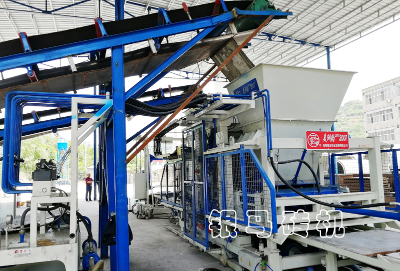 透水磚機(jī):鋼渣尾礦制磚設(shè)備繪環(huán)保藍(lán)圖,筑綠色風(fēng)景! 透水磚機(jī):鋼渣尾礦制磚設(shè)備繪環(huán)保藍(lán)圖,筑綠色風(fēng)景!