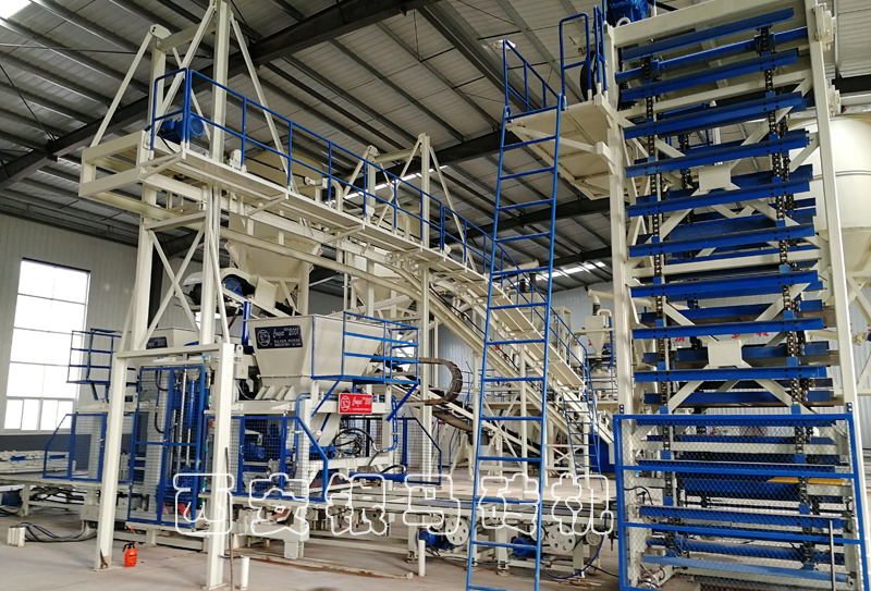 全自動(dòng)大型制磚設(shè)備：砌塊磚機(jī)讓綠色生產(chǎn)成為磚企本能！