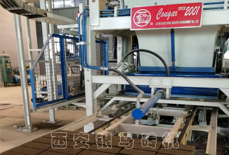 透水磚機：制磚機械設備能否化解“海綿城市”建設中的難題？