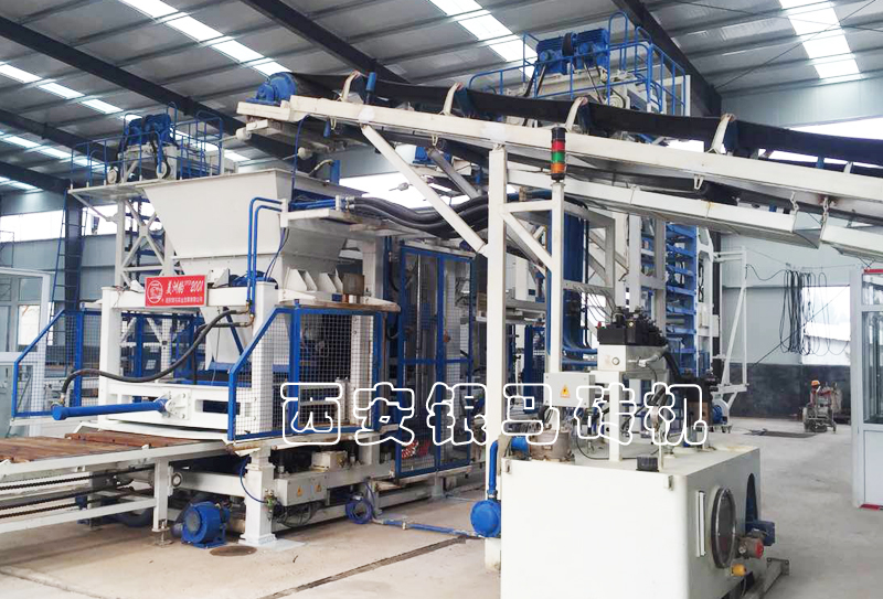 銀馬新型透水磚機生產線：三十載砥礪拼搏，九萬里內外馳名！