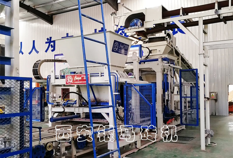 守得云開見月明 西安銀馬免燒磚機迎來快速發(fā)展戰(zhàn)略機遇期 守得云開見月明 西安銀馬免燒磚機迎來快速發(fā)展戰(zhàn)略機遇期