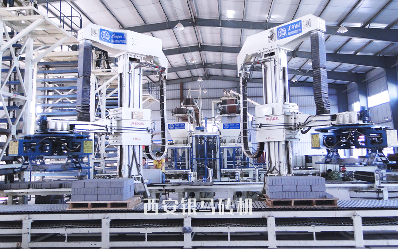 水渣免燒壓磚機:免燒磚機知名品牌元器件保證設備性能和品質 水渣免燒壓磚機:免燒磚機知名品牌元器件保證設備性能和品質