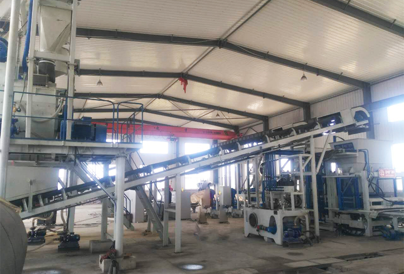 新型免燒磚設備備受行業專家青睞的原因