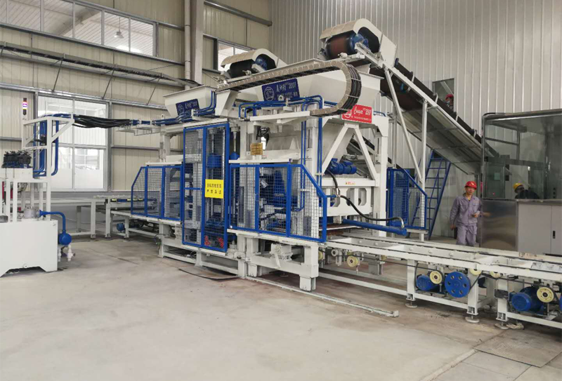 生態(tài)透水磚設(shè)備