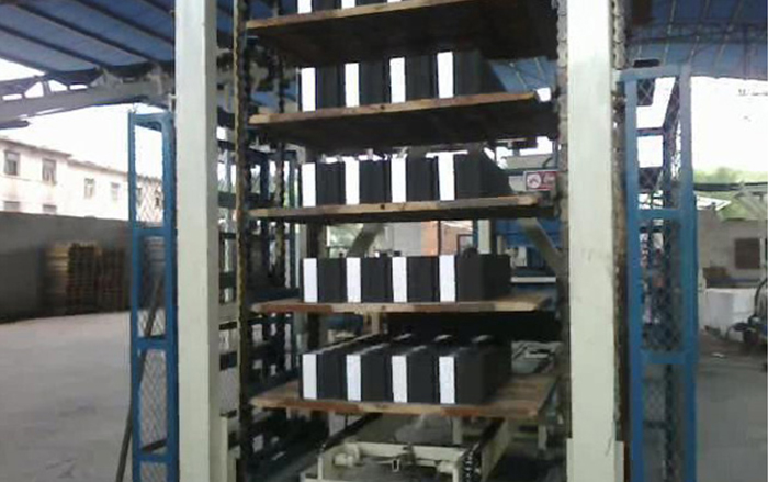 夾聚苯砌塊生產線設備